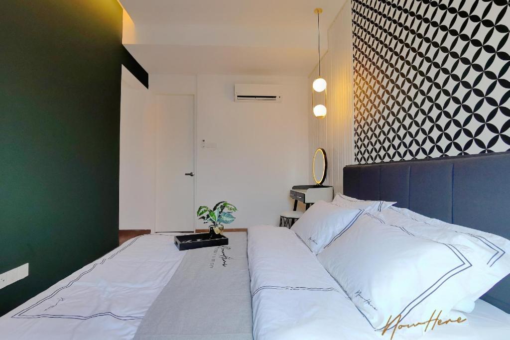 Nowhere 2Br & 2Bath Apartment With Balcony @ Reizz Residences Куала Лумпур Екстериор снимка