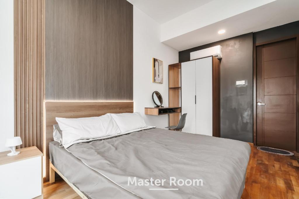Nowhere 2Br & 2Bath Apartment With Balcony @ Reizz Residences Куала Лумпур Екстериор снимка